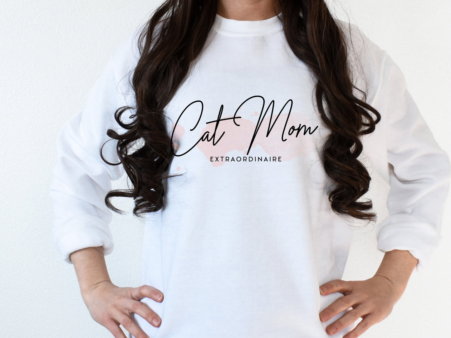 Cat Mom Sweatshirt, Pet Lovers Giftfor Cat Mom, Momsweatshirt, Cat Mom Shirt, Minimalist Cat Top, Gift for Cat Owner, Boho Cat Mom Crewneck