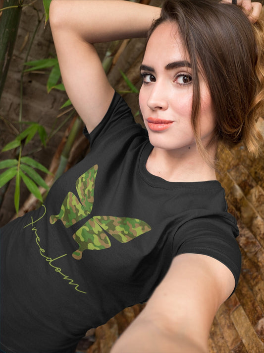 Freedom Camo Butterfly | Women's Relaxed T-Shirt