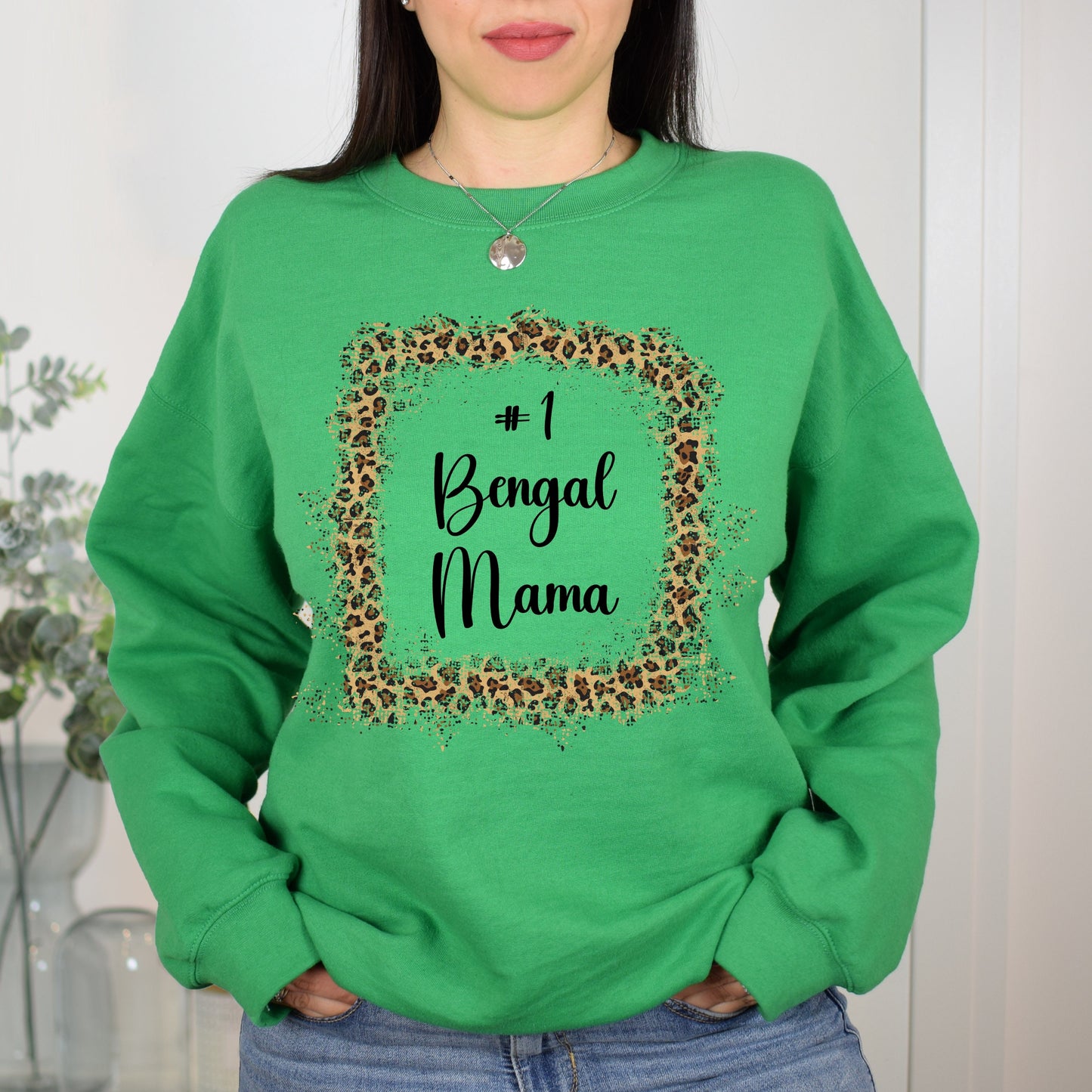 Bengal Mama Sweatshirt, #1 Bengal Mama, Gift for Cat Mom, Bengal Cat Lover Sweatshirt, Leopard Cat Present, Crewneck Sweatshirt
