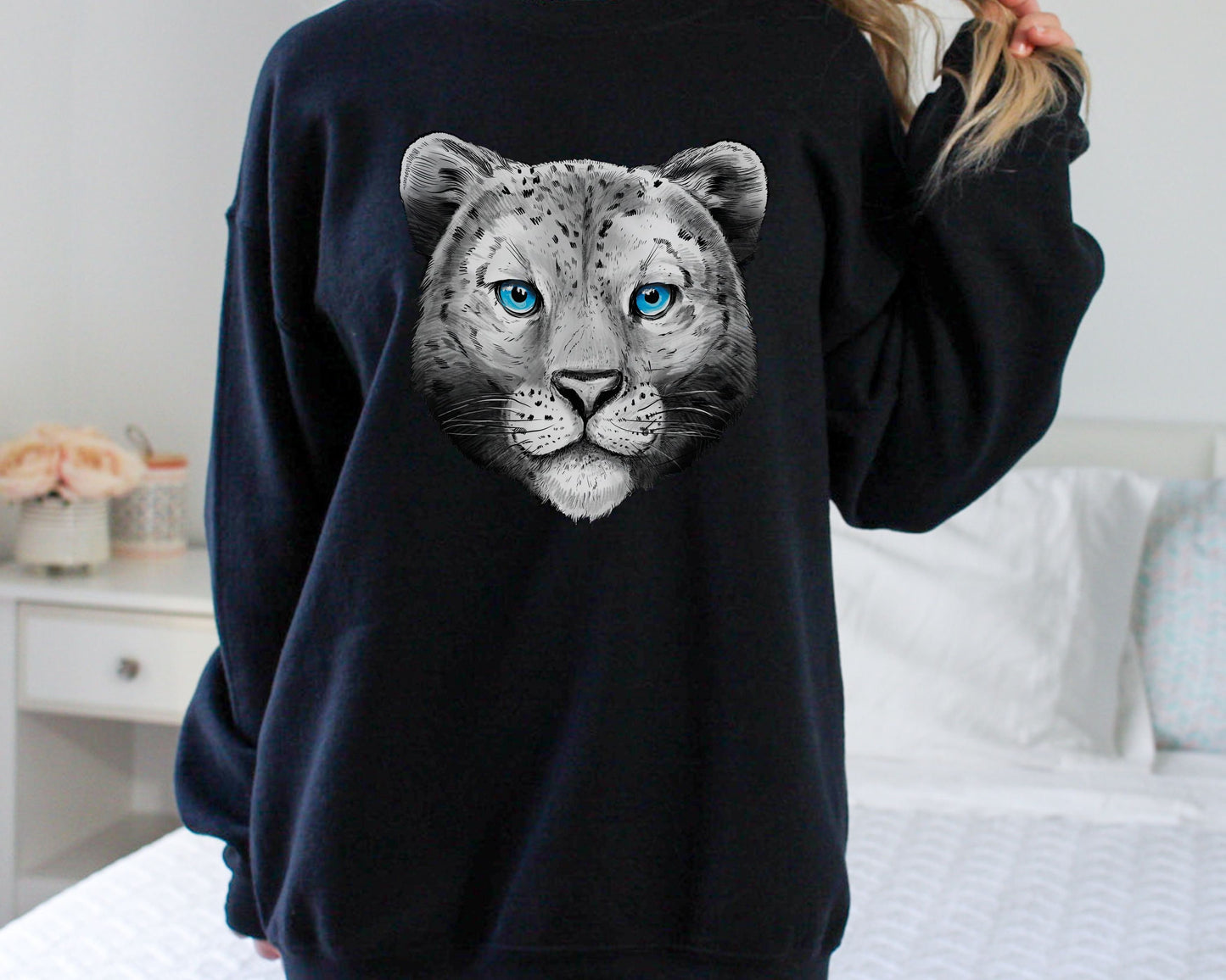 Snow Leopard Portrait Sweatshirt, Blue Eyed Cat Shirt, Gift for Cat Lovers, Snow Leopard Gift, Unisex Heavy Blend Crewneck Sweatshirt