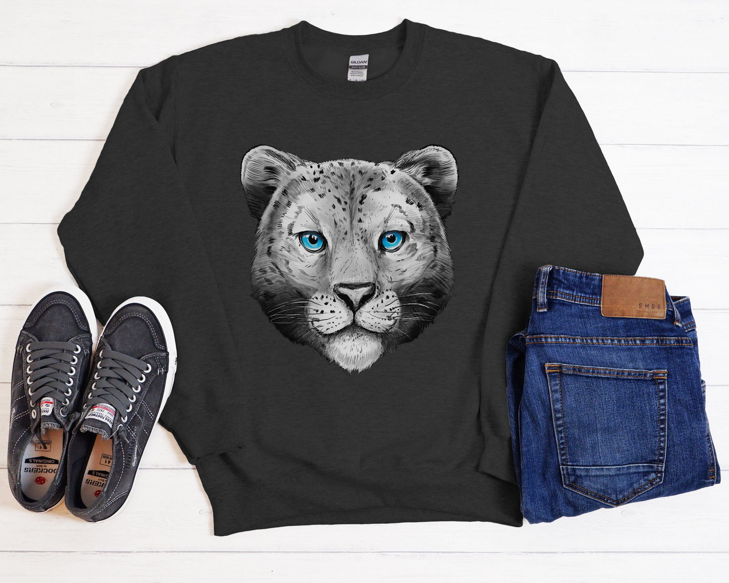 Snow Leopard Portrait Sweatshirt, Blue Eyed Cat Shirt, Gift for Cat Lovers, Snow Leopard Gift, Unisex Heavy Blend Crewneck Sweatshirt