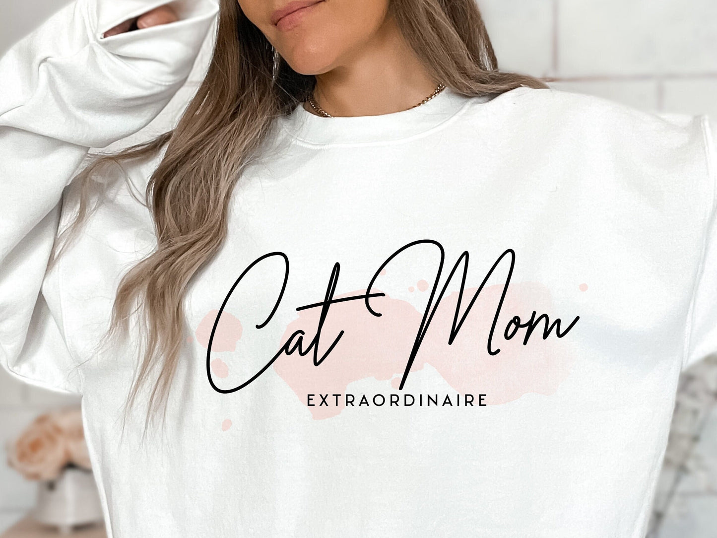 Cat Mom Sweatshirt, Pet Lovers Giftfor Cat Mom, Momsweatshirt, Cat Mom Shirt, Minimalist Cat Top, Gift for Cat Owner, Boho Cat Mom Crewneck