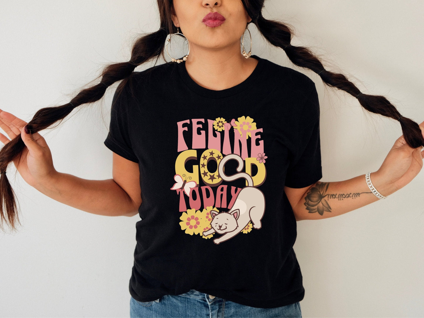 Funny Cat Tee, Feline Good Today, Cute Retro Style Cat T-Shirt, Vintage Flower Child Design Cat Shirt, Gift for Cat Lover