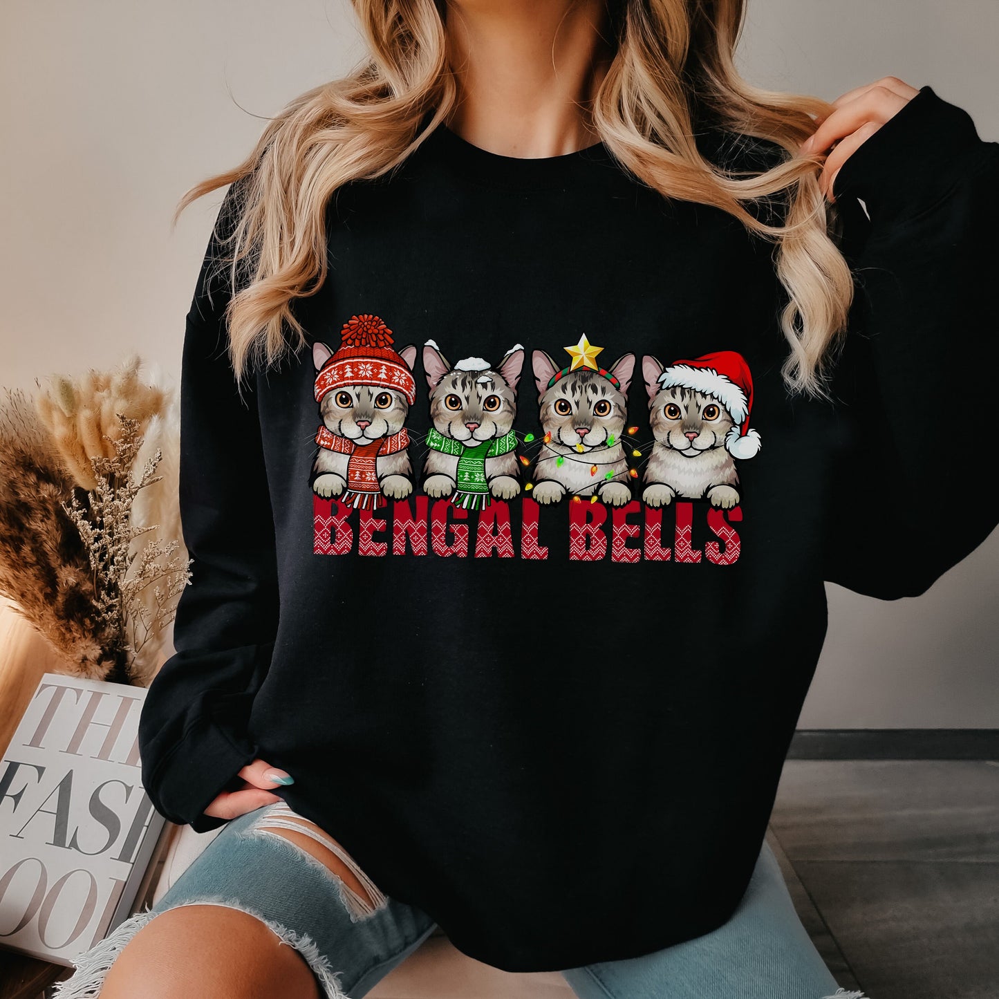 Christmas Bengal Cat Sweatshirt, Cat Mom Sweater, Xmas Bengal Cat Shirt,Gift for Cat Owner,Cat Holiday Present,Bengal Shirt,Party Crewneck