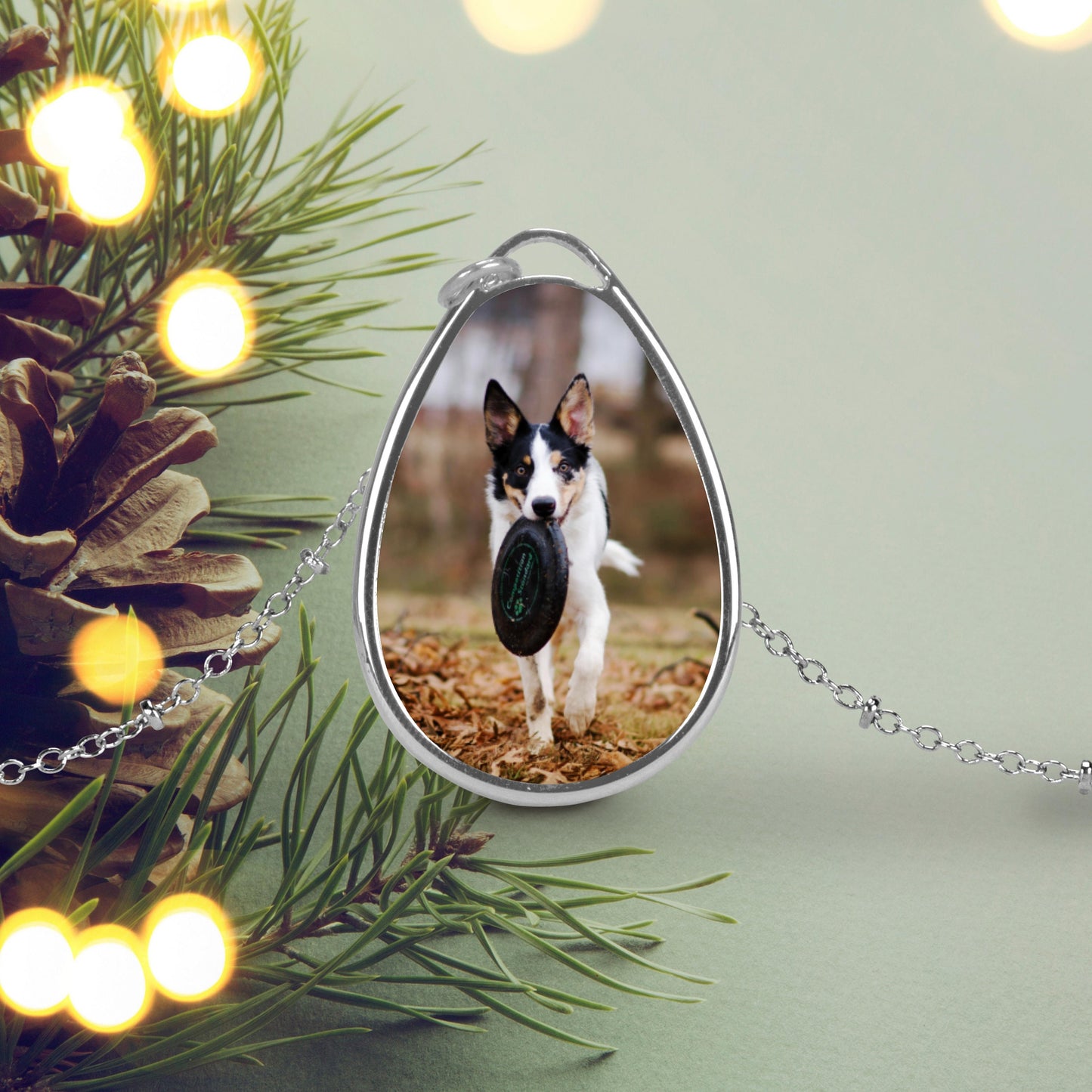 Custom Oval Photo Pendant Necklace, Personalized Picture Memorial Jewelry Gift for Girlfriend Mom Grandma Her Friend Boss Bestie Teacher