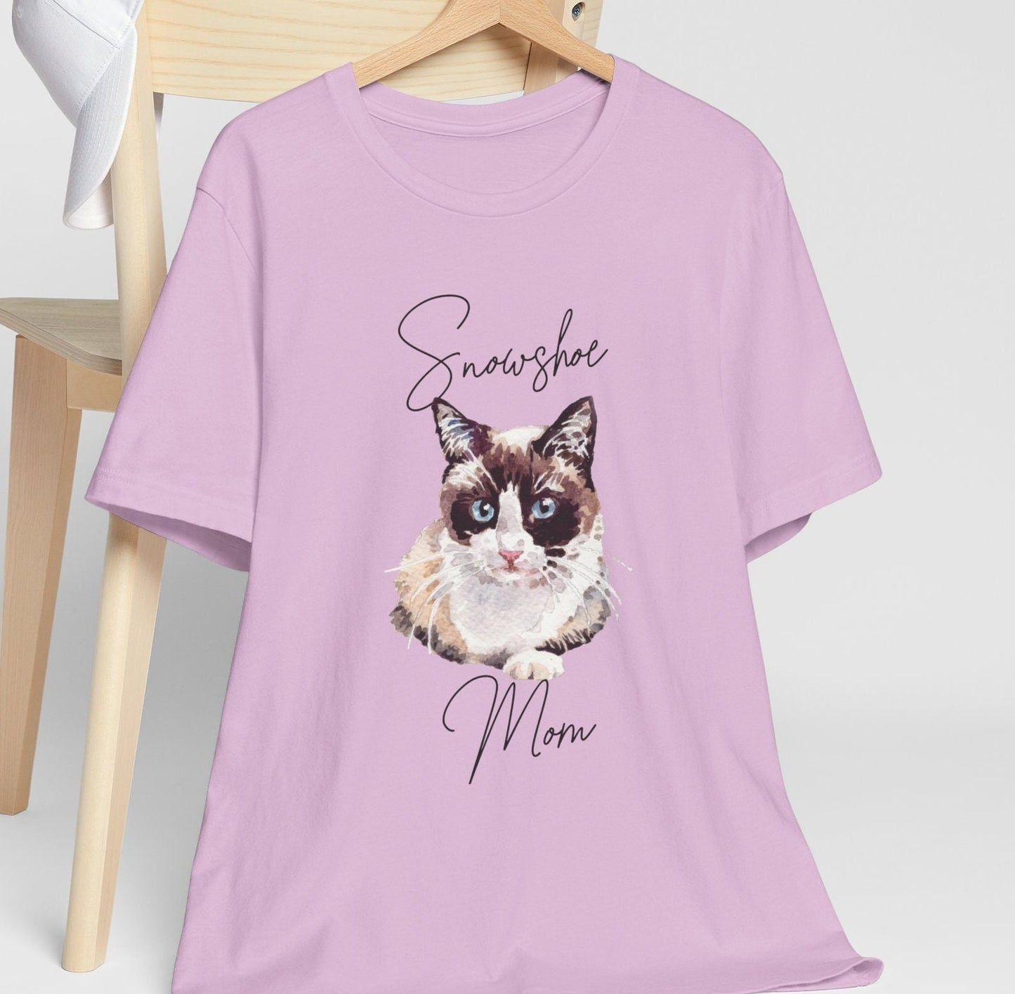 Snowshoe Cat Mom Shirt, Gift for Snowshoe Cat Owner, Cute Cat Lover Present, Snowshoe Cat T-Shirt, Unisex Jersey Short Sleeve Cat Lover Tee