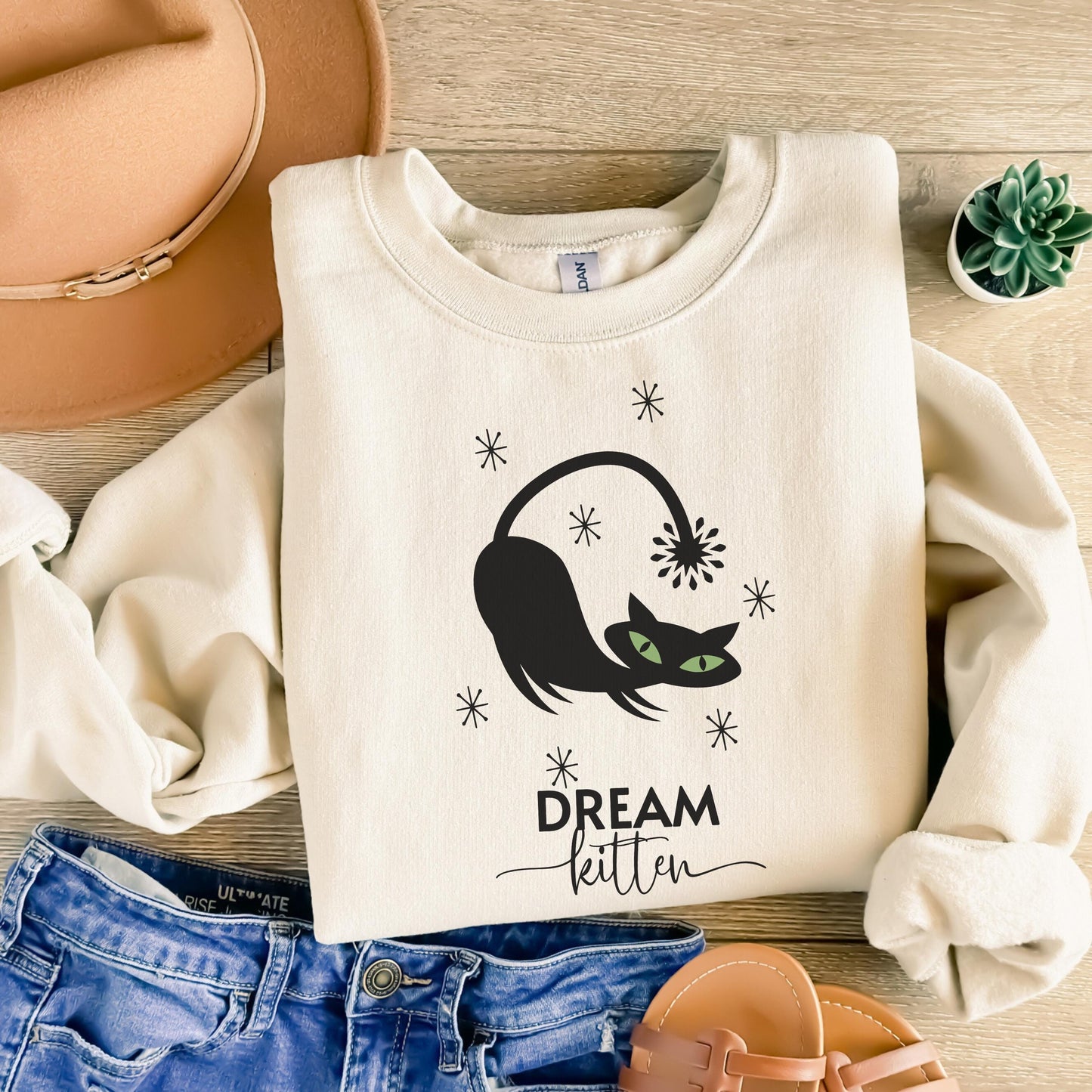 Atomic Retro Cat Lover Sweatshirt Mid Century Modern Cats Nostalgic Vintage Crewneck Soft Feline T-shirt Cozy Space Age Style Graphic Hoodie