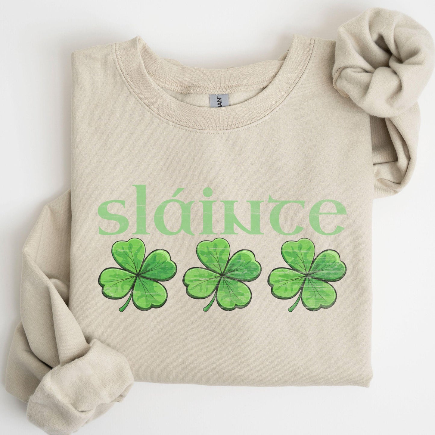 St Patricks Day Retro Shamrock Sweatshirt Funny Gaelic Irish St Paddys Day Lucky Sweater Girls Four Leaf Green Slainte Lucky Clover Shirt